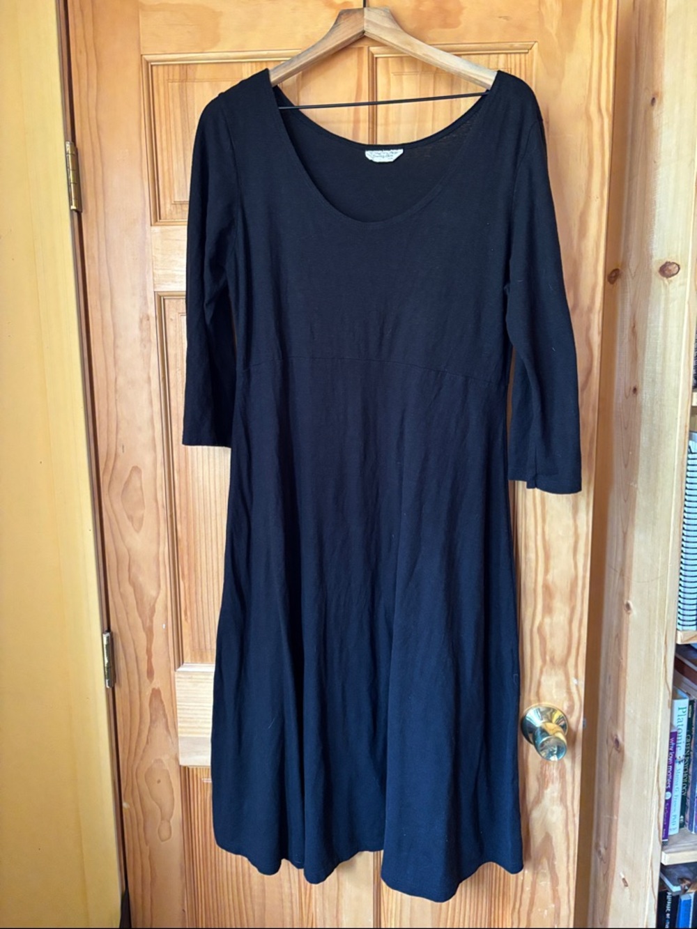 Sweet Skins Hemp Everyday Black Scoop Neck Midi Dress Three-Quarter Sleeves